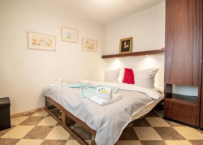 Rothornblick 11 By Apartman